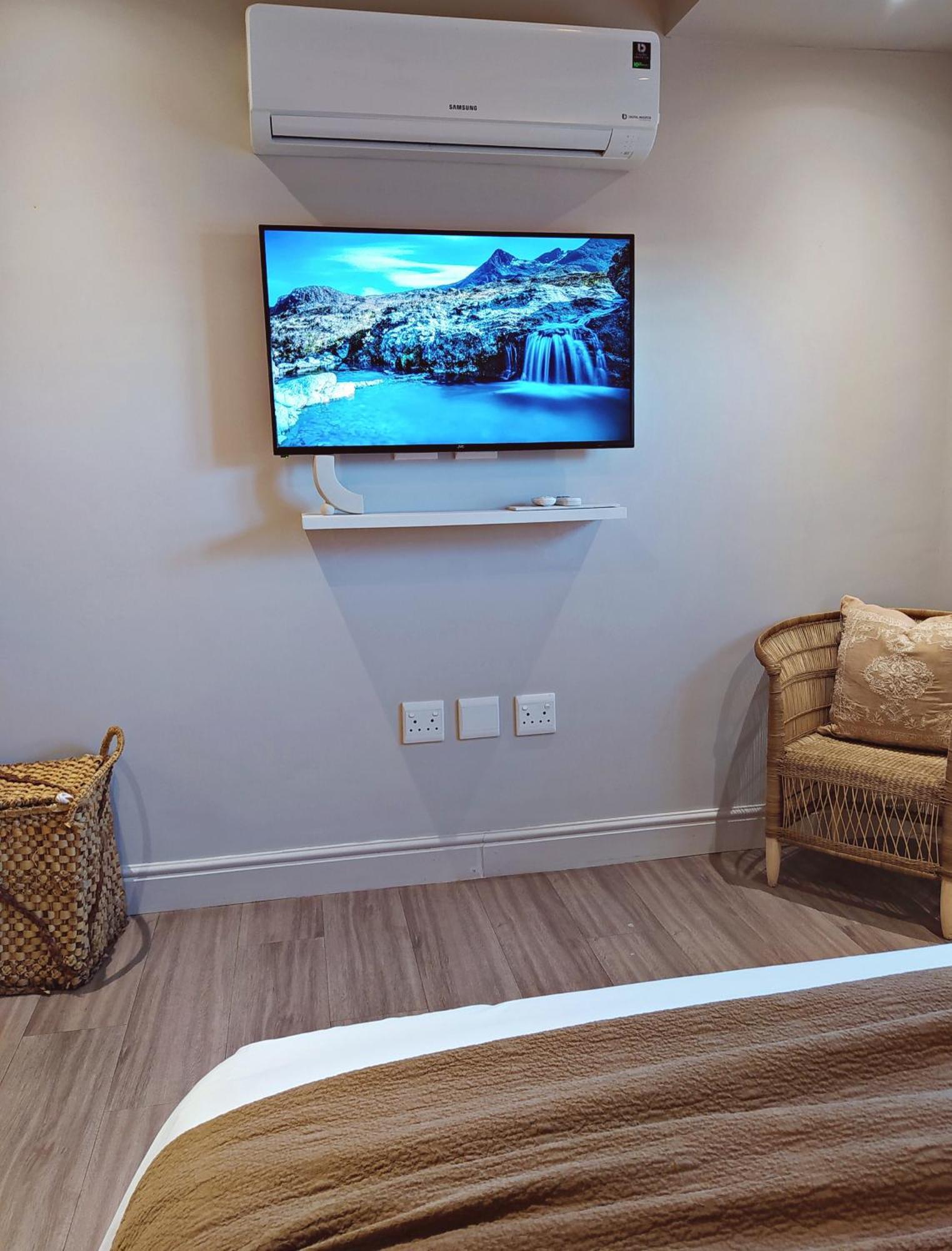 Apartment At Hermanus Waterfront المظهر الخارجي الصورة